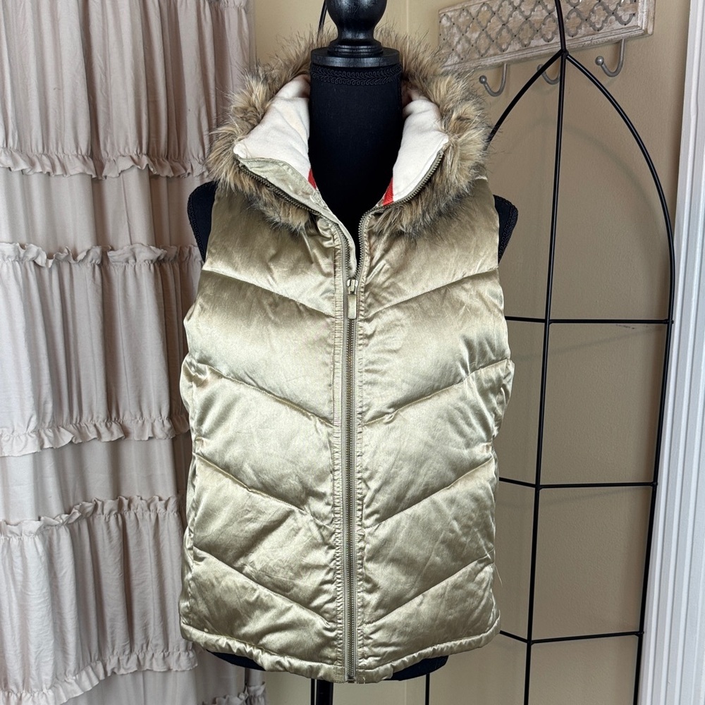 Gap Body Gold Puffer Vest Side Pockets 90’s Y2K Size M